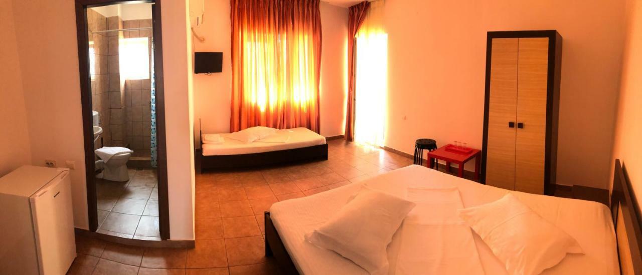 Vila Orient 2 เอโฟริเอนอร์ด ภายนอก รูปภาพ