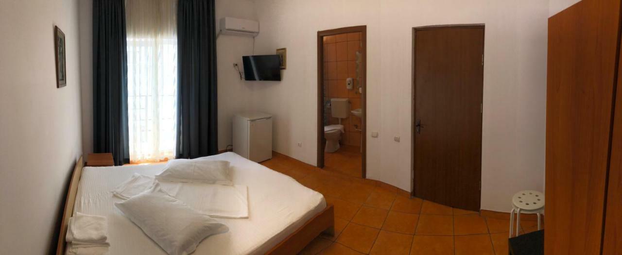 Vila Orient 2 เอโฟริเอนอร์ด ภายนอก รูปภาพ